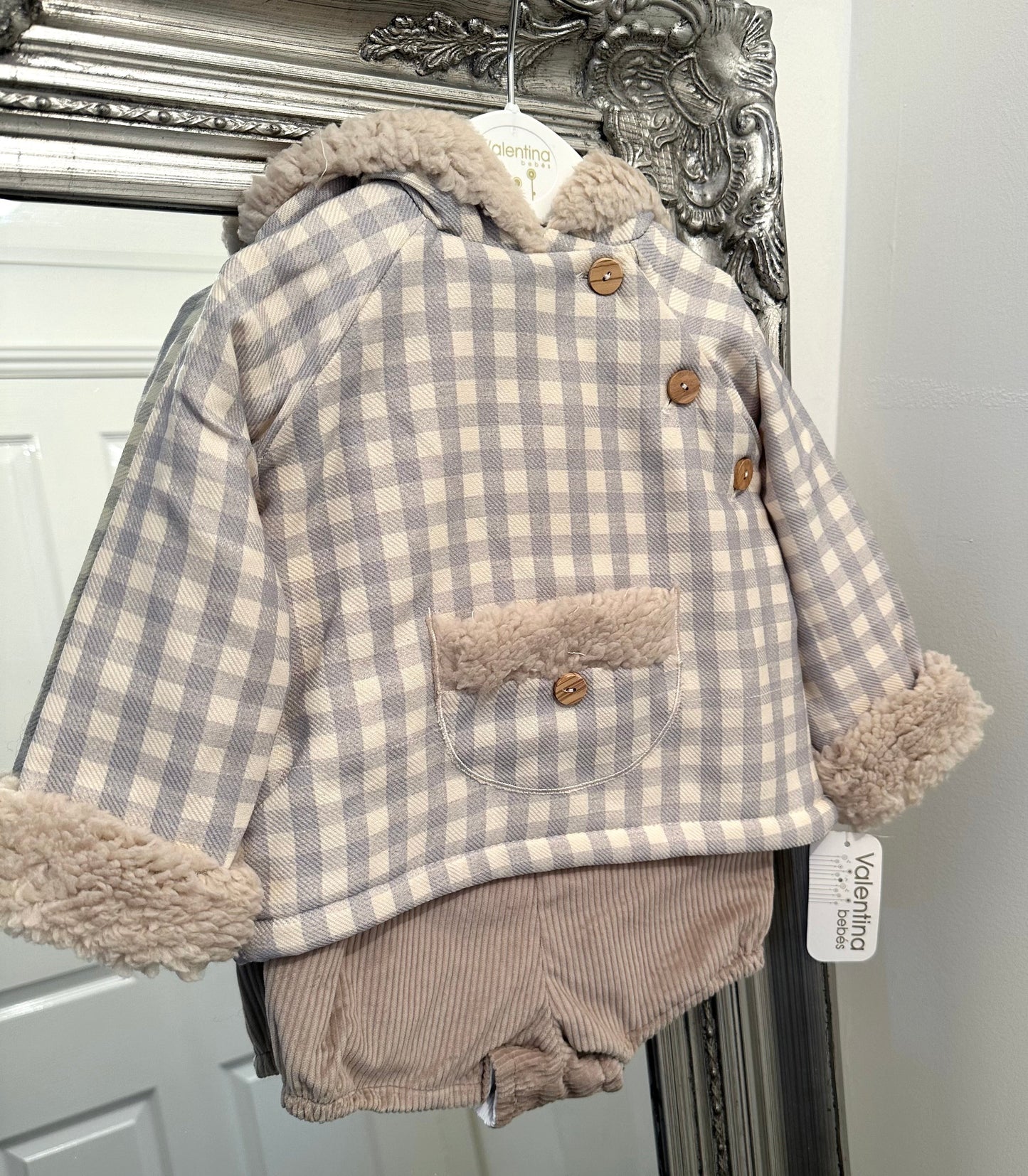 AW23 Valentina Bebes Off-White & Grey Gingham Shorts Set