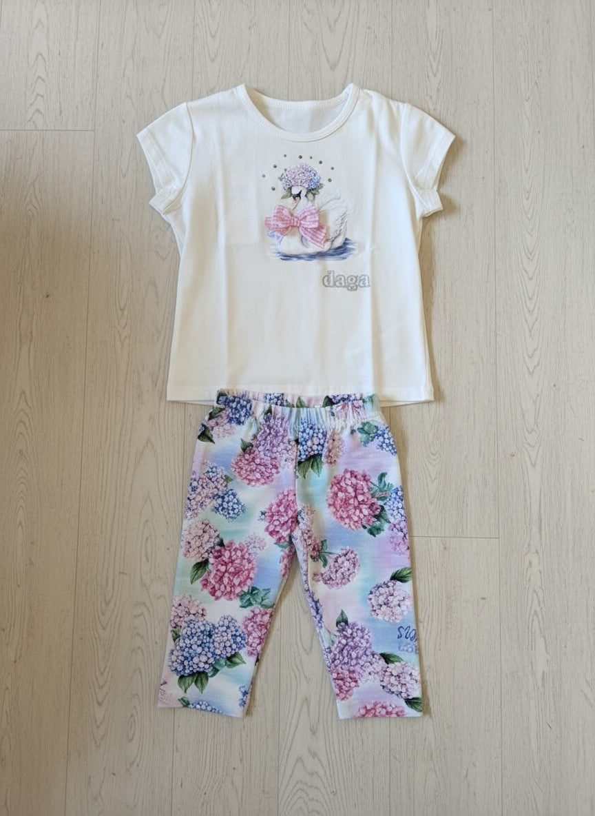 Daga White Swan Motif T-Shirt & Pink Hydrangea Print Legging Set