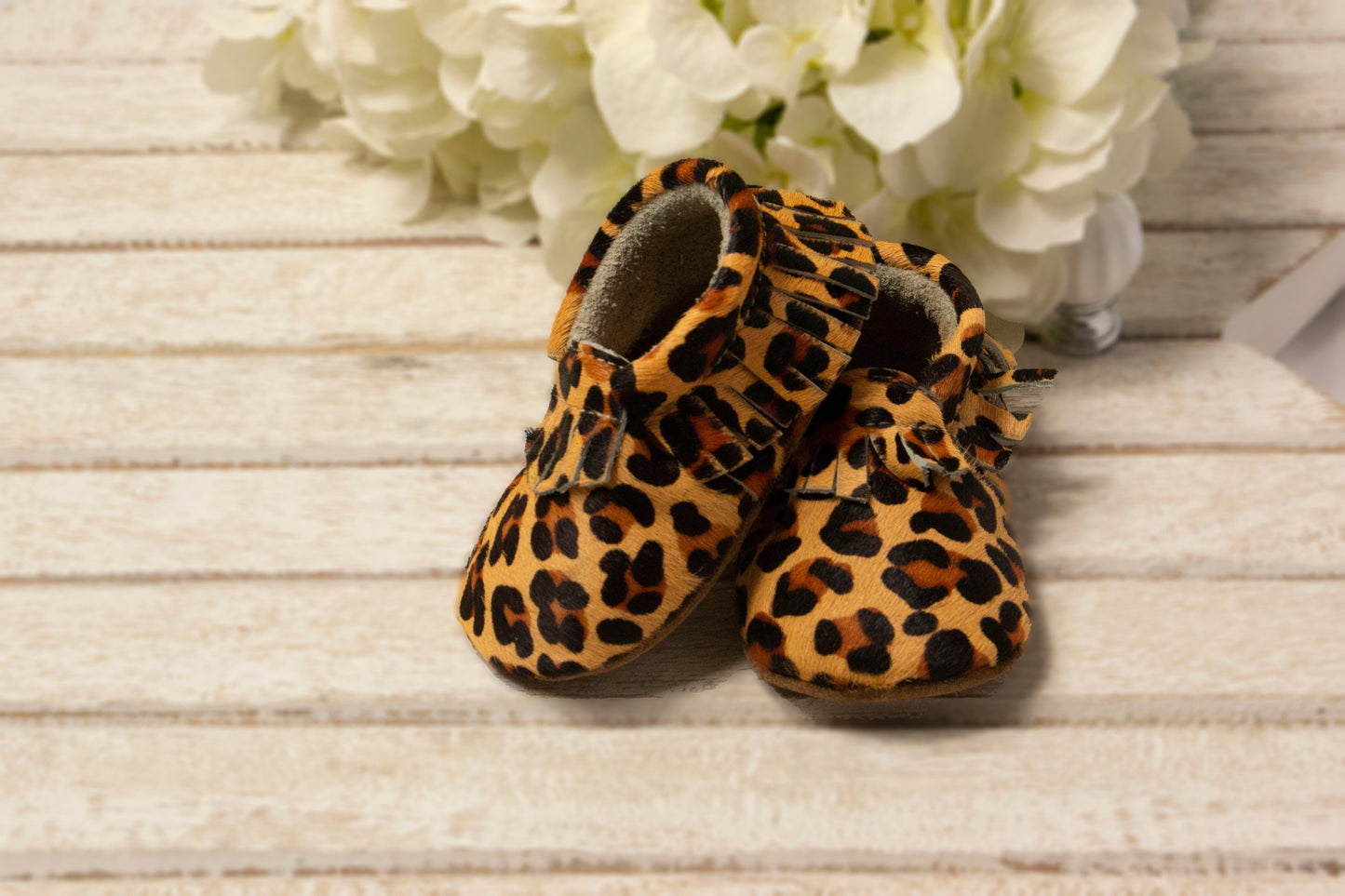 Sass+Me 'Wild' Fringe Moccasins