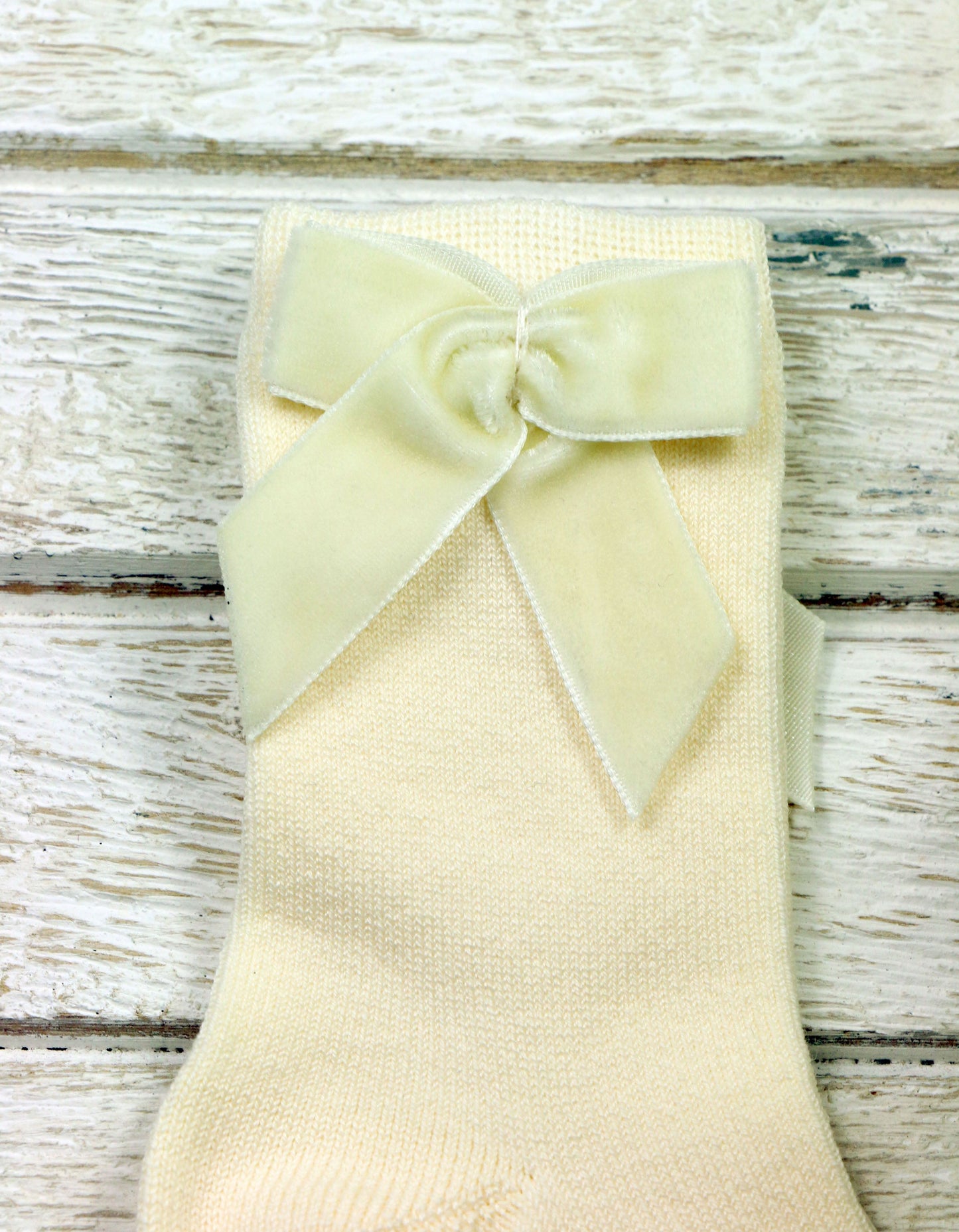 Meia Pata lvory Knee High Socks with Velvet Bow