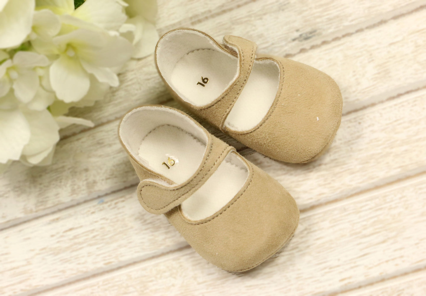 Mac ilusion Girl’s Nude Suede Pre-Walker Shoes