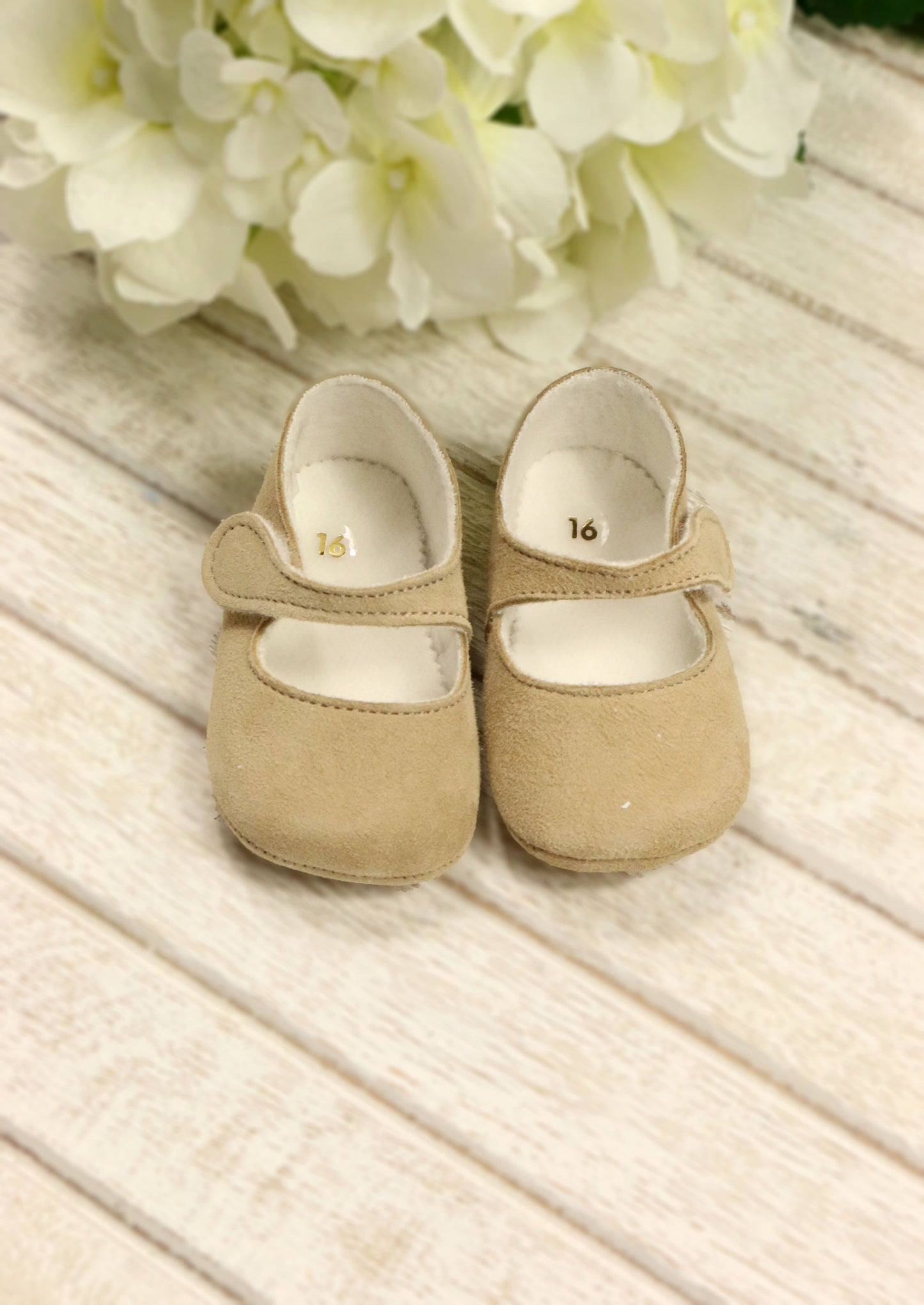 Mac ilusion Girl’s Nude Suede Pre-Walker Shoes