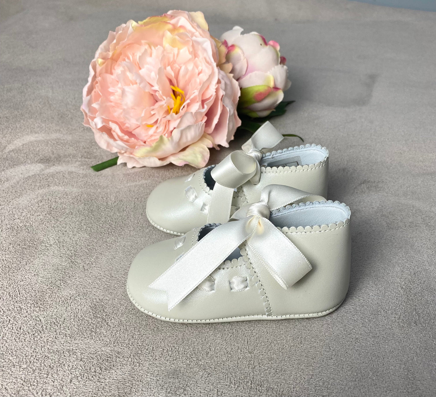 Pretty Originals Pearlised Grey Satin Ribbon Pre Walkers